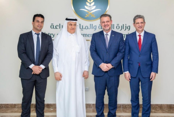 Ministro Fávaro finaliza etapa na Arábia Saudita e missão segue para os Emirados Árabes Unidos