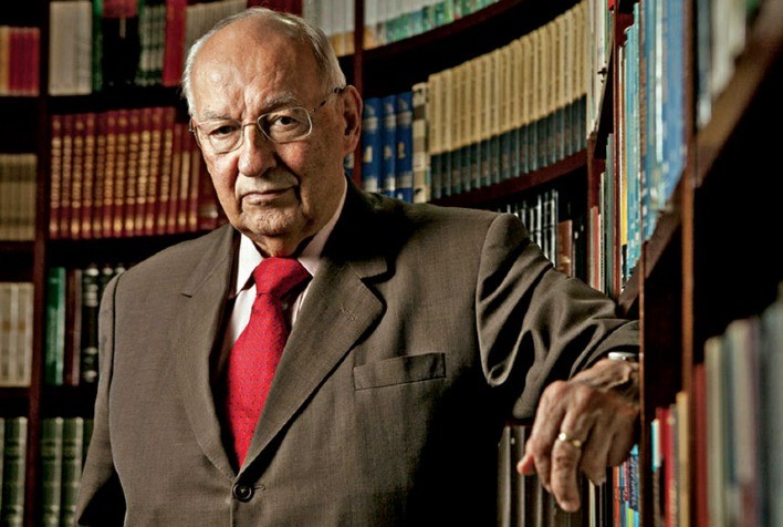 Tributarista Ives Gandra da Silva Martins afirma “a reforma tributária proposta poderá aumentar a desigualdade e onerar ainda mais os pobres”