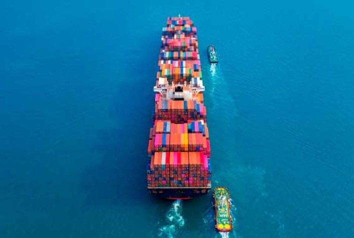 Importações e exportações da China caem em julho e ameaçam perspectivas de recuperação