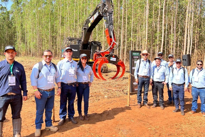 Empresa Reflorestar explica os desafios do sistema Full Tree na Expoforest