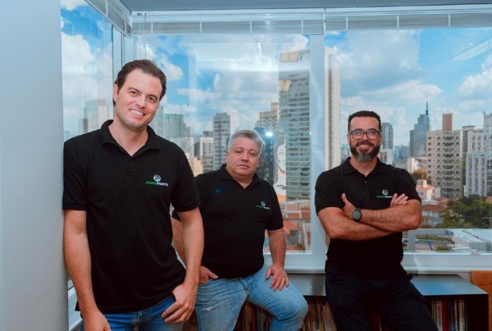 Aviários de Minas Gerais e Paraná serão os primeiros a contar com novo formato para instalação de energia solar