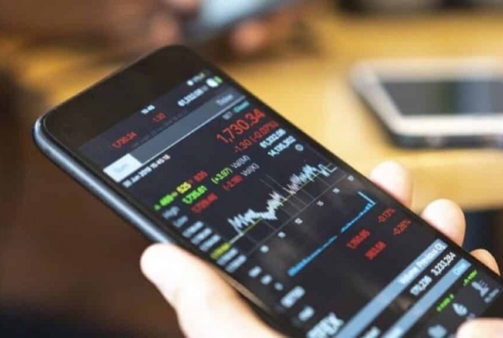 Ações da China e de Hong Kong ficam estáveis com o mercado avaliando os riscos geopolíticos