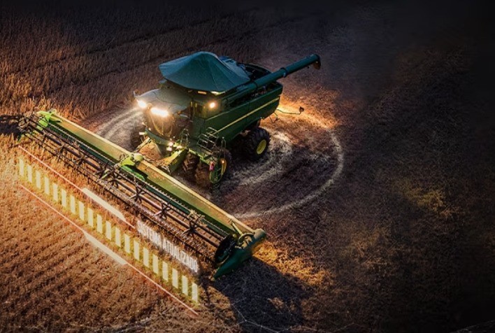John Deere quer conectar 1,5 milhão de máquinas até 2026