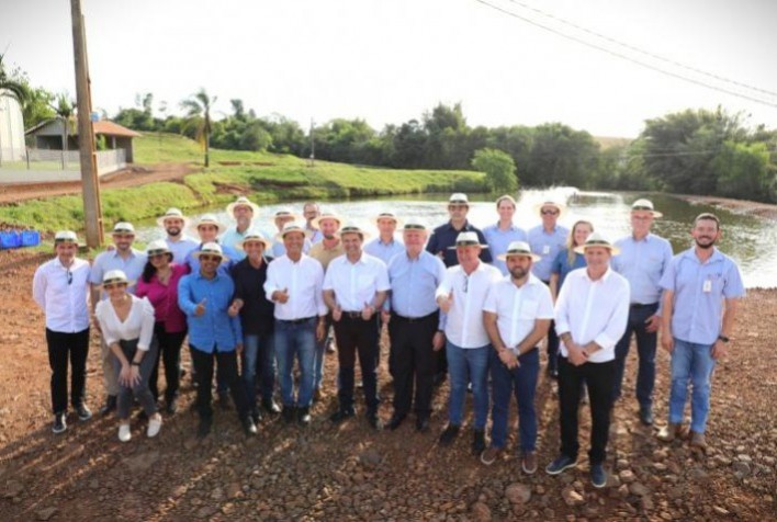 AGRO: Ministro da Pesca conhece modelo de piscicultura integrada da Copacol