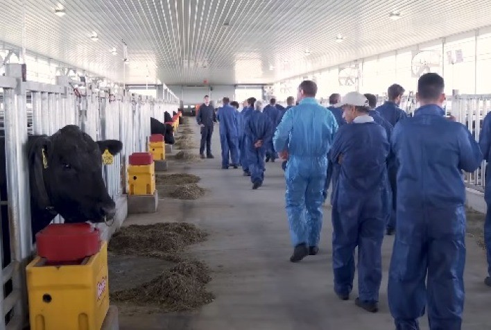 Produtores de leite terminam tour nos Estados Unidos com visita a centro de biotecnologia
