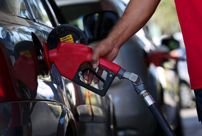 Região Sudeste registra redução de 0,17% no preço da gasolina e etanol segue estável, aponta Edenred Ticket Log