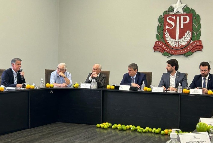 Governador de SP anuncia criação de Comitê Estadual para conter avanço do greening