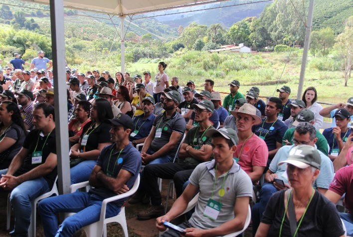 Dia de Campo aborda tecnologias para o agronegócio na Zona da Mata mineira