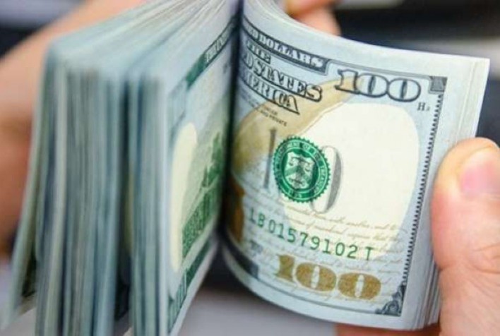 Dólar ronda estabilidade com expectativa por dados antes do Fed