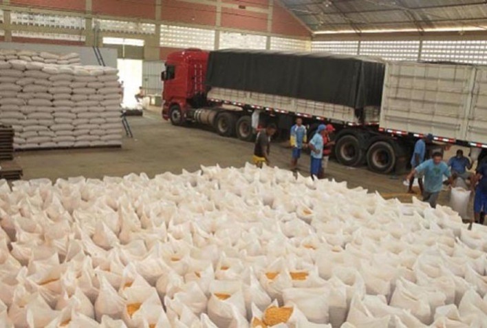 Frete para transporte de 730 t de milho é tema de leilão realizado pela Conab