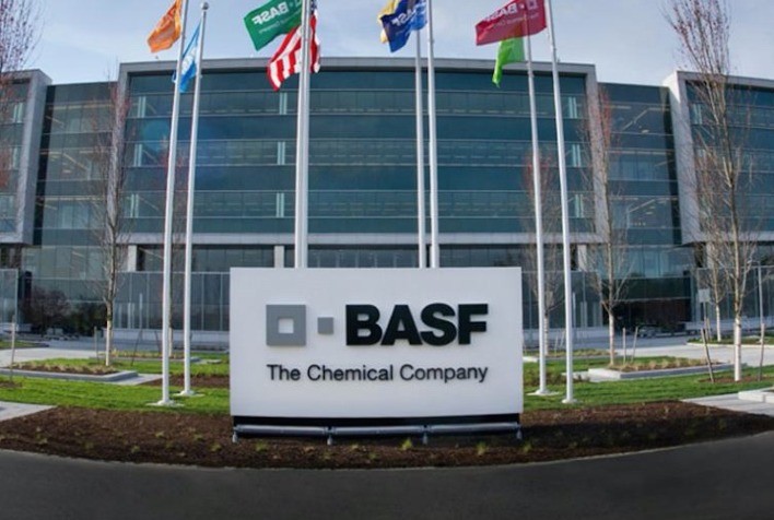 Vendas da BASF recuam no 3T23 e atingem 15,7 bilhões de euros