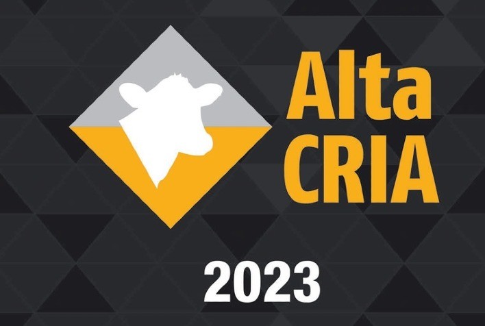 Produtores de leite apostam na tecnologia para garantir nascimento de fêmeas no rebanho, aponta levantamento