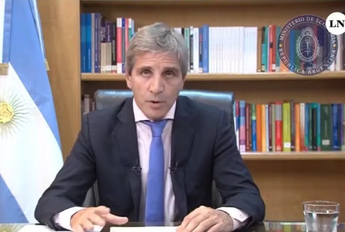 BC da Argentina mantém taxa de juros em 133% e adotará medida para enfraquecer peso após desvalorização