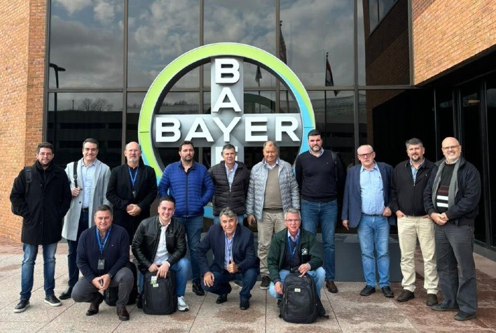 APROSMAT lidera comitiva brasileira na Asta Seed Expo 2023