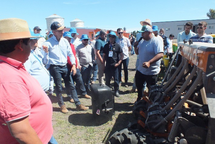 Empresa de sementes leva produtores de cebola brasileiros para conhecer o cultivo argentino