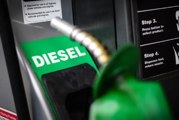 Após último reajuste, preço do diesel comum cai 1,80% e tipo S-10 fica 1,28% mais barato, aponta Edenred Ticket Log