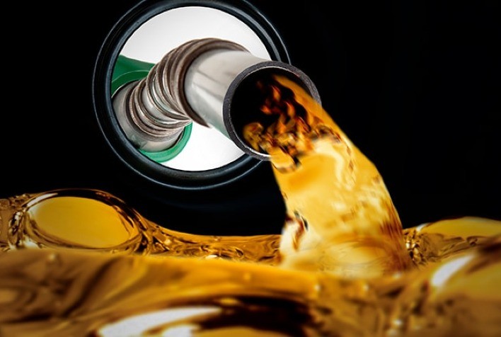No fechamento do ano, o preço do litro do diesel comum e o do S-10 registram baixa em todo o país, aponta Edenred Ticket Log