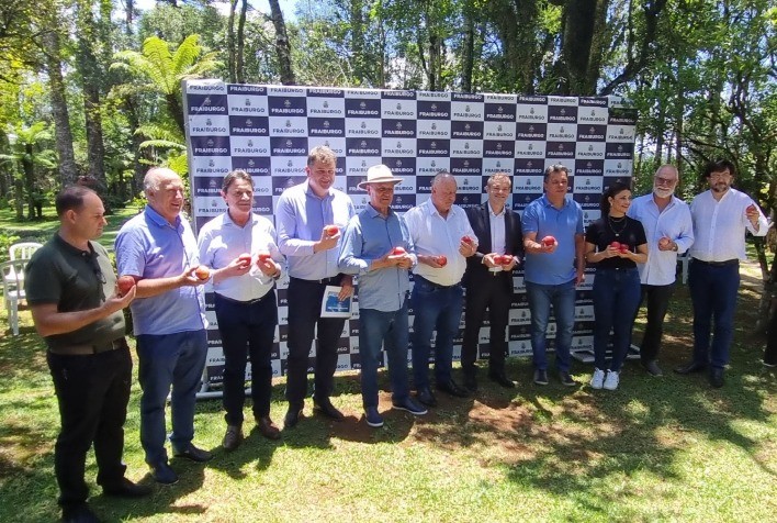 Evento em Fraiburgo marca o início da colheita da maçã em Santa Catarina