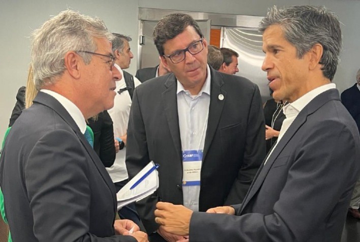 ApexBrasil e associação de franchising renovam parceria internacionalizar franquias brasileiras