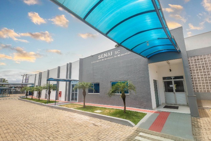 Instituto do SENAI recebe acreditação inédita na área de alimentos e bebidas