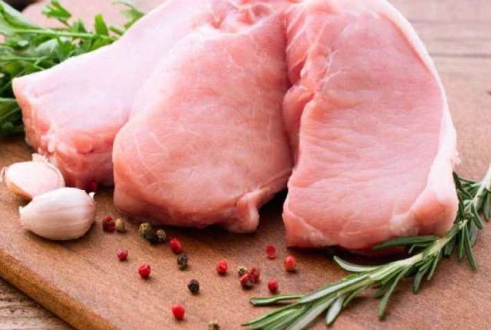 Recuperação dos preços da carne suína em fevereiro: Desafios e perspectivas