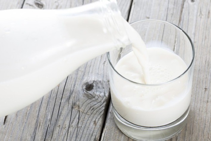 Leite: preço ao produtor começa a melhorar, mas desafios persistem