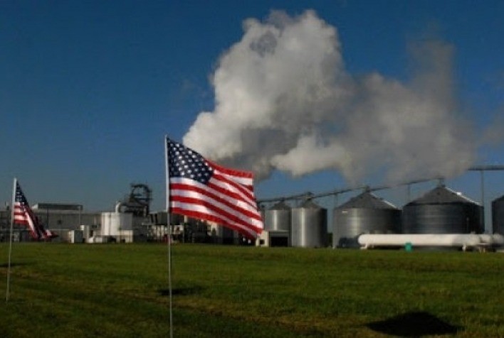 Produção de Etanol nos EUA Deve Apresentar Redução na Última Semana, Indicam Analistas