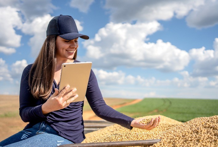Para driblar desafios climáticos e de mercado, produtores rurais buscam soluções digitais para alavancar resultados no campo