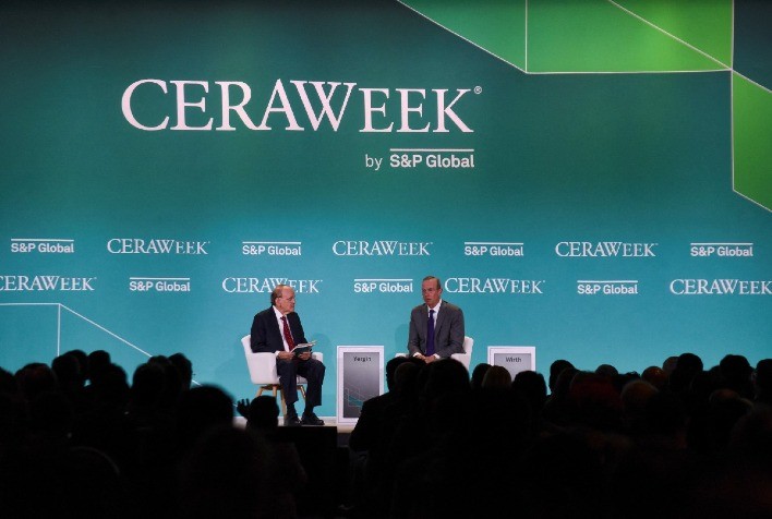 ApexBrasil debate segurança e transição energética na Ceraweek 2024, em Houston