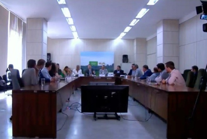 CNA discute demandas e panorama das cadeias de grãos, feijão e pulses