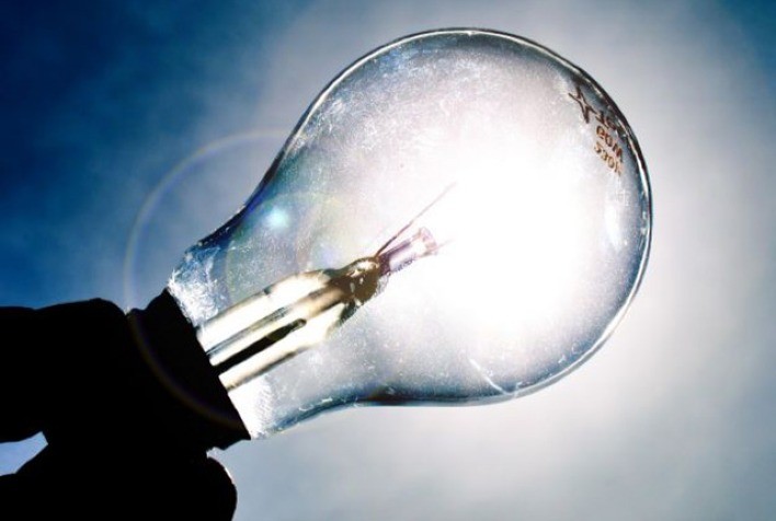 Preços de energia no Brasil despencam após revisão de projeções de carga, diz Itaú BBA