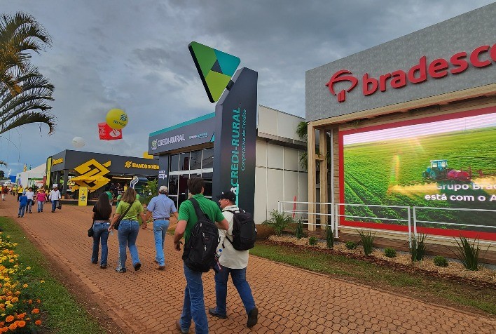 Instituições financeiras oferecem condições especiais aos visitantes da Tecnoshow COMIGO e esperam quase R$4 bilhões em propostas