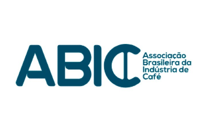 ABIC exporta conhecimento com apresentação do Protocolo Brasileiro de Avaliação Sensorial de Cafés Torrados e uso de ferramentas tecnológicas de IA na análise do café na Specialty Coffee Expo (EUA)