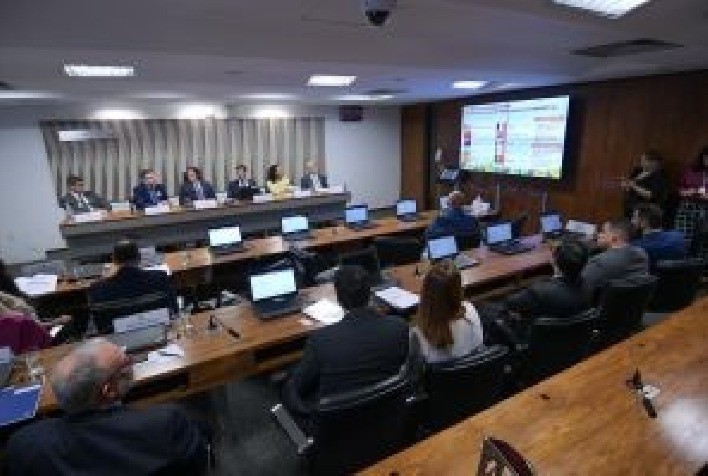 Projeto de Lei Combustível do Futuro é destacado pela APROBIO em audiência no Senado