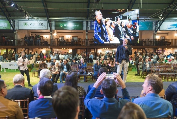 Expofrísia e Digital Agro: Feira traz inovação e sustentabilidade ao Paraná