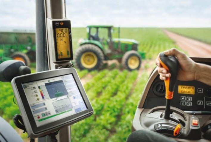 Bayer apresenta inovações digitais em busca de uma agricultura regenerativa na Agrishow 2024
