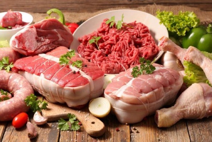 Carne de frango se mostra mais competitiva do que a suína, aponta Cepea