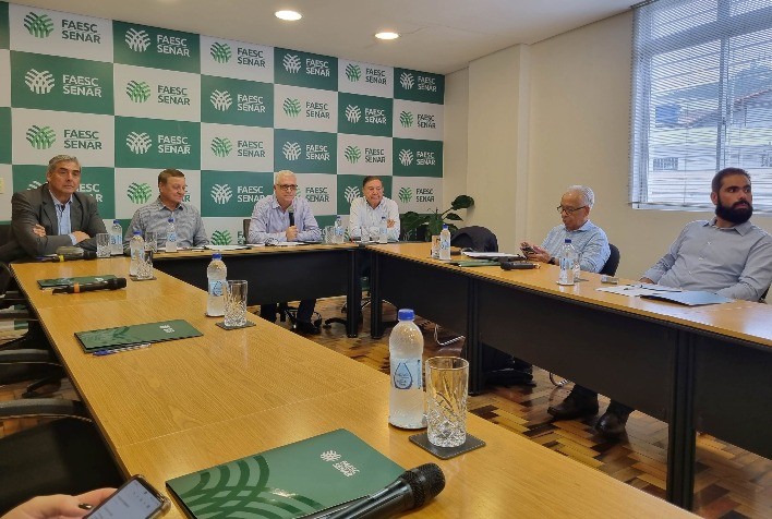 Aliança Láctea Sul Brasileira avança nas ações de promoção do desenvolvimento da cadeia produtiva do leite