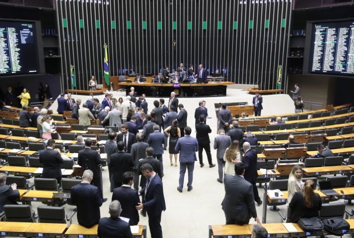 Câmara aprova exclusão da silvicultura da lista de atividades poluidoras