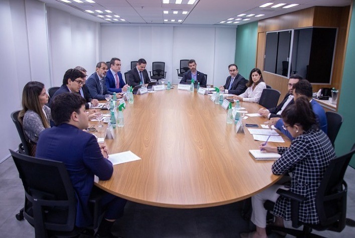 CNA e Governo Federal Discutem Contribuições do Agro para Reforma Tributária