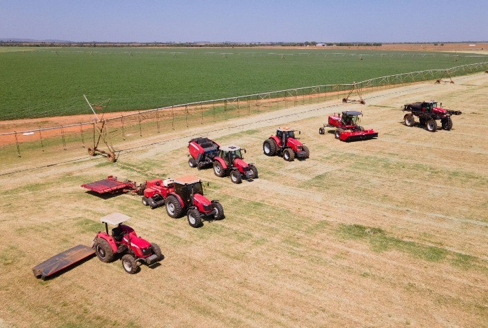 Websérie "Feno e Ação": A Massey Ferguson Explora Técnicas de Fenação