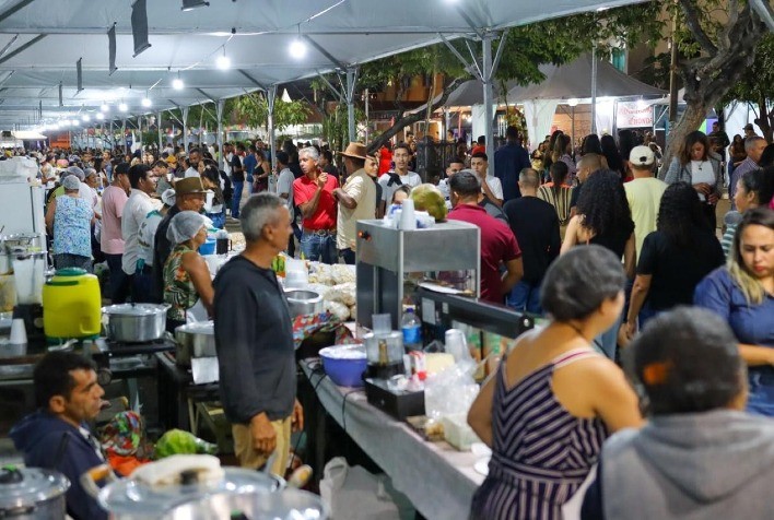 Festa da Mandioca valoriza trabalho da agricultura familiar em Almenara