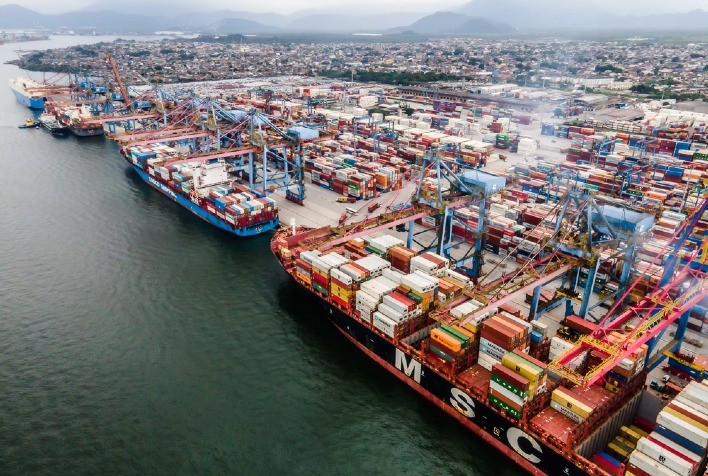 Agronegócio Impulsiona Novos Recordes no Porto de Santos