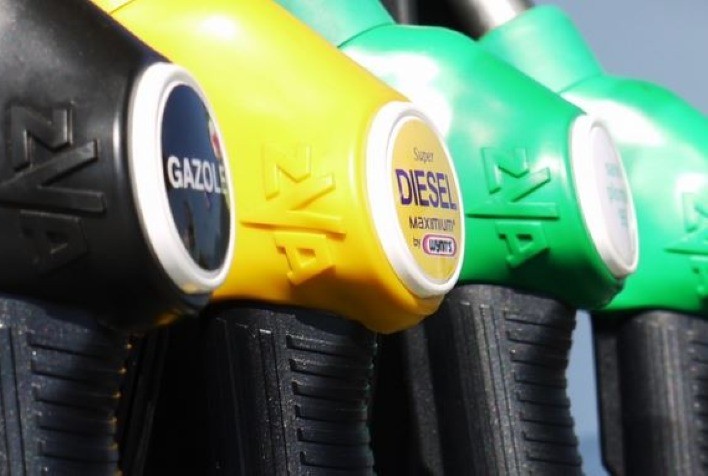 Preço da gasolina e diesel cai na Região Sul