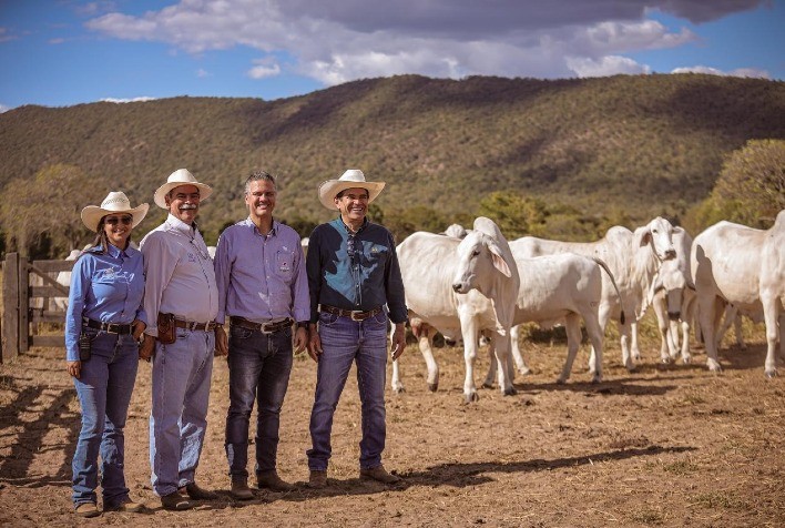 PMGZ Reforça Compromisso com Melhoramento Genético em Visita Técnica no Norte de Goiás
