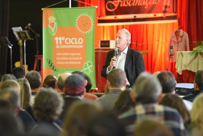 Lideranças do setor de tabaco gaúcho se reúnem para discutir desafios e perspectivas