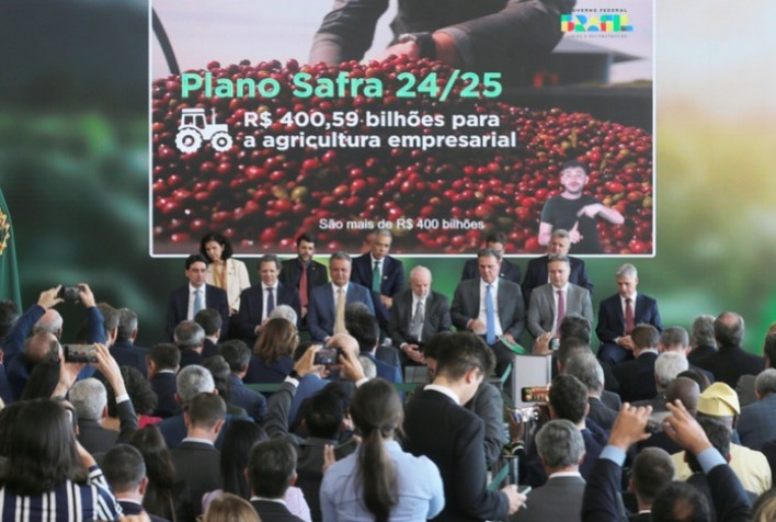 CRÉDITO RURAL: O novo Plano Safra tem mais recursos e é 63% mais eficiente, diz Fávaro