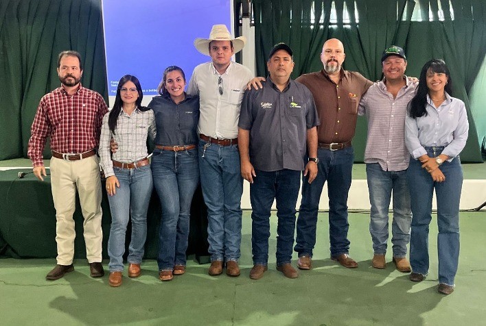 ABCZ Leva Conhecimento Técnico ao Shopping Nelore Sorriso em Água Boa (MT)