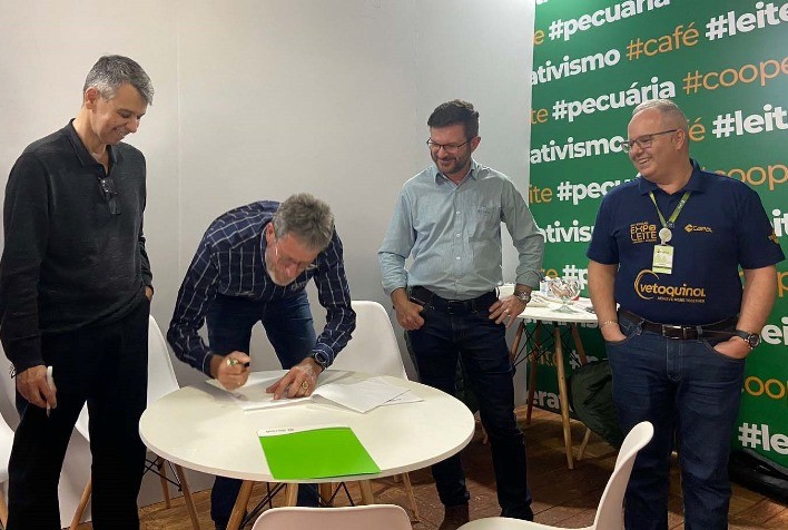 Capal Estabelece Parcerias na Expoleite e Receberá R$ 39 Milhões do Funcafé para Fomento à Cafeicultura