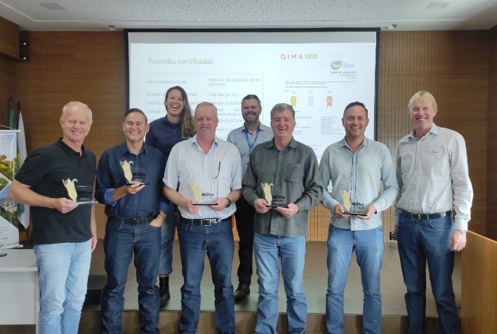 Cooperados da Frísia Recebem Certificação para Produção Sustentável de Milho